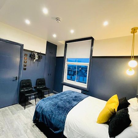 London 39 Blue House Luxury Ensuite Ideal For Tourists Buitenkant foto
