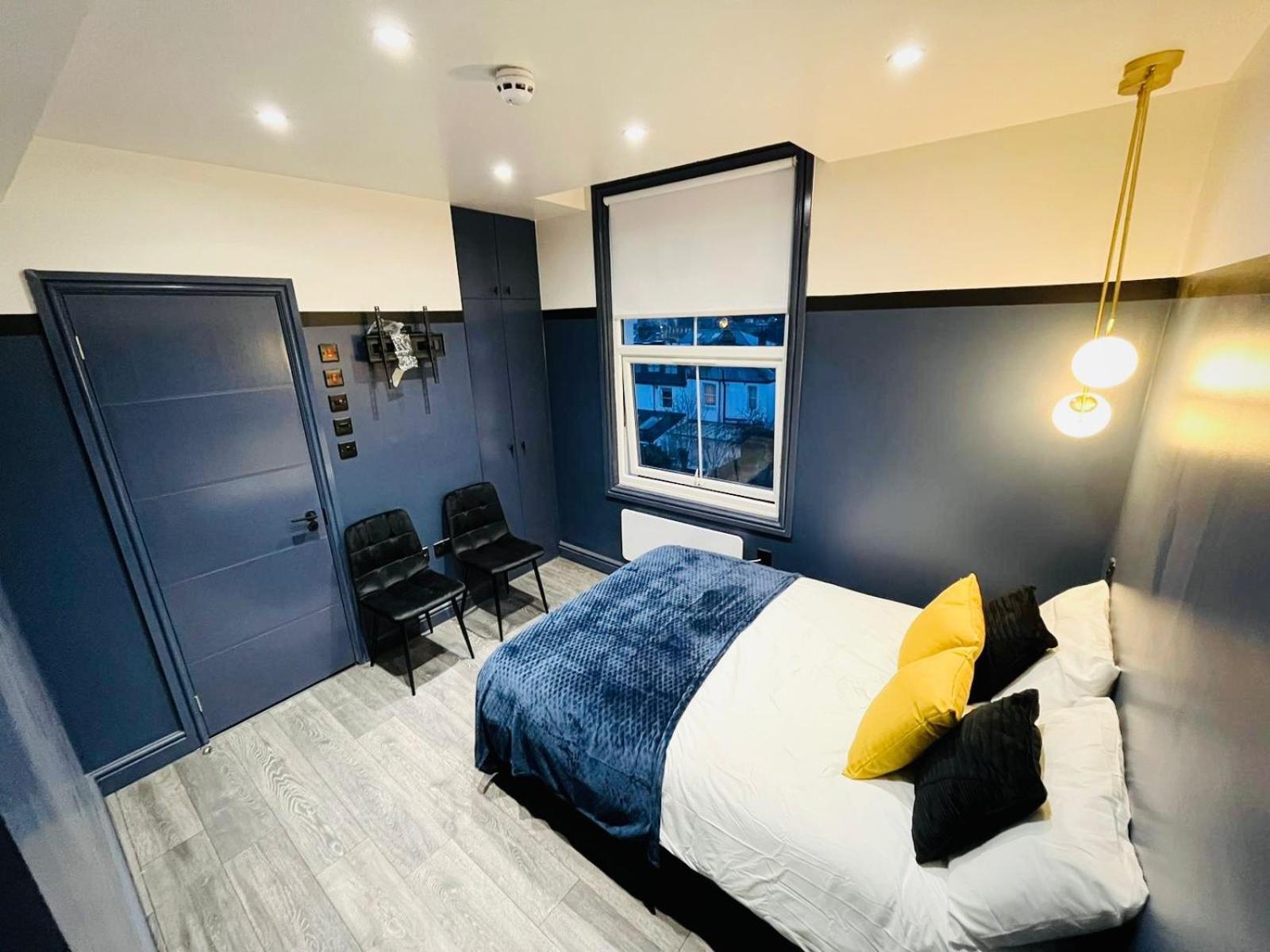 London 39 Blue House Luxury Ensuite Ideal For Tourists Buitenkant foto