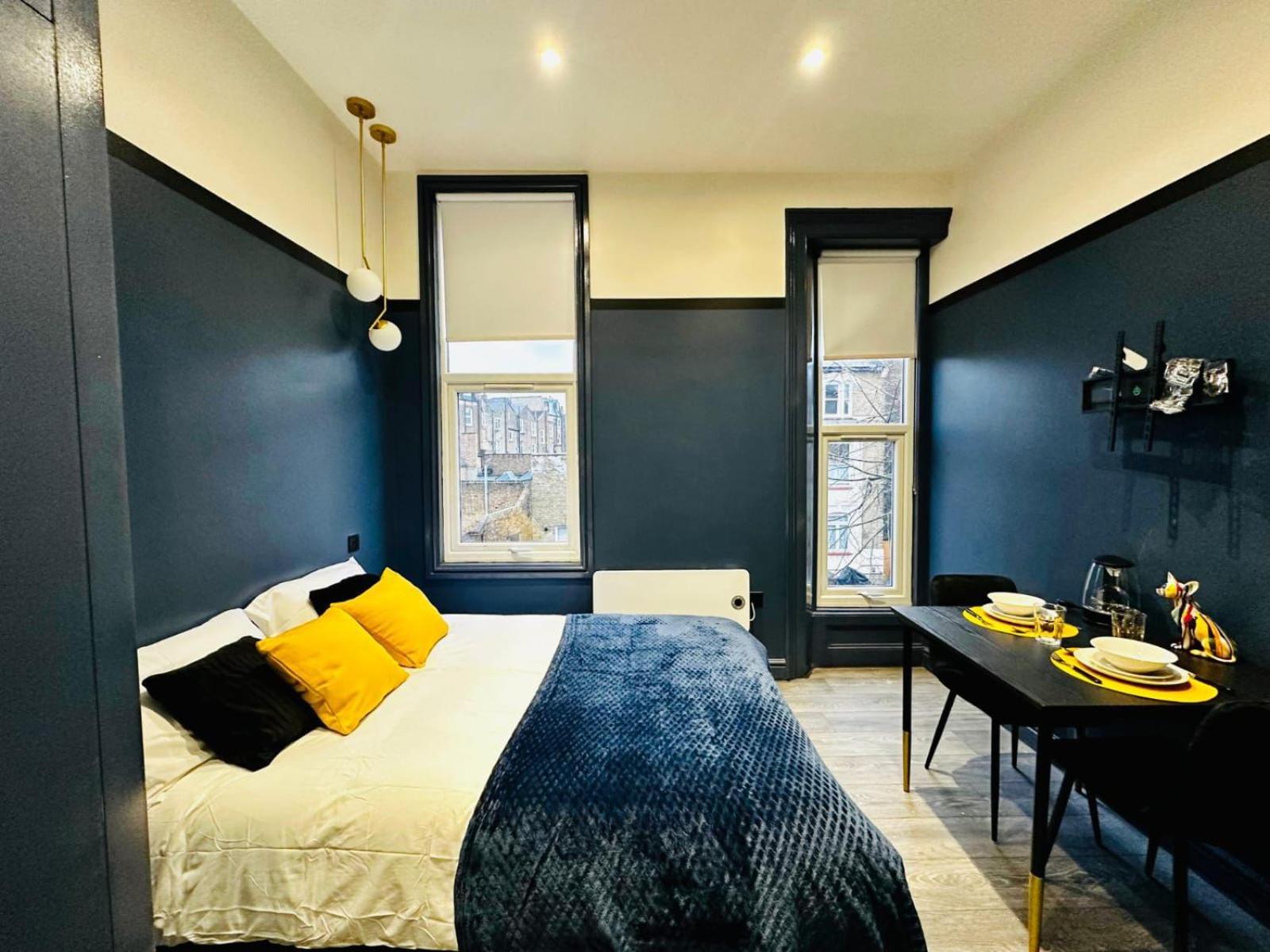 London 39 Blue House Luxury Ensuite Ideal For Tourists Buitenkant foto