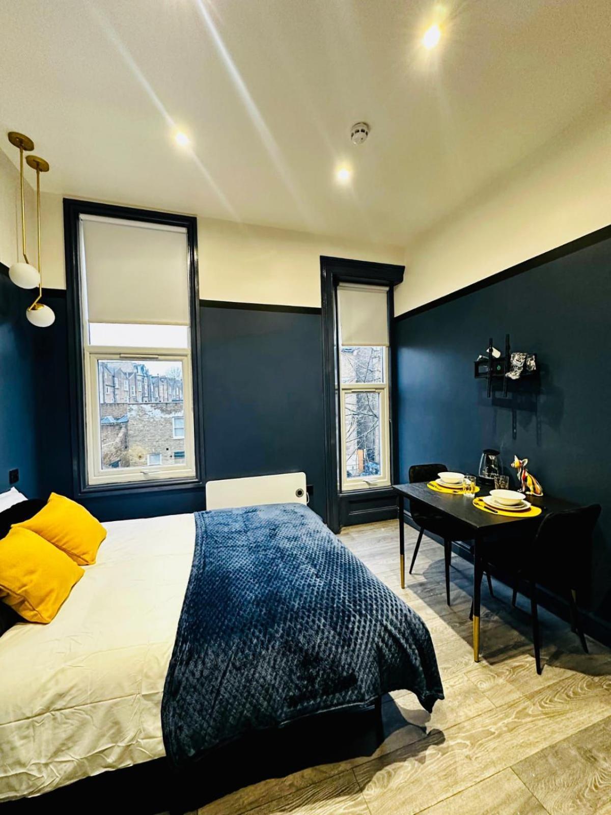 London 39 Blue House Luxury Ensuite Ideal For Tourists Buitenkant foto