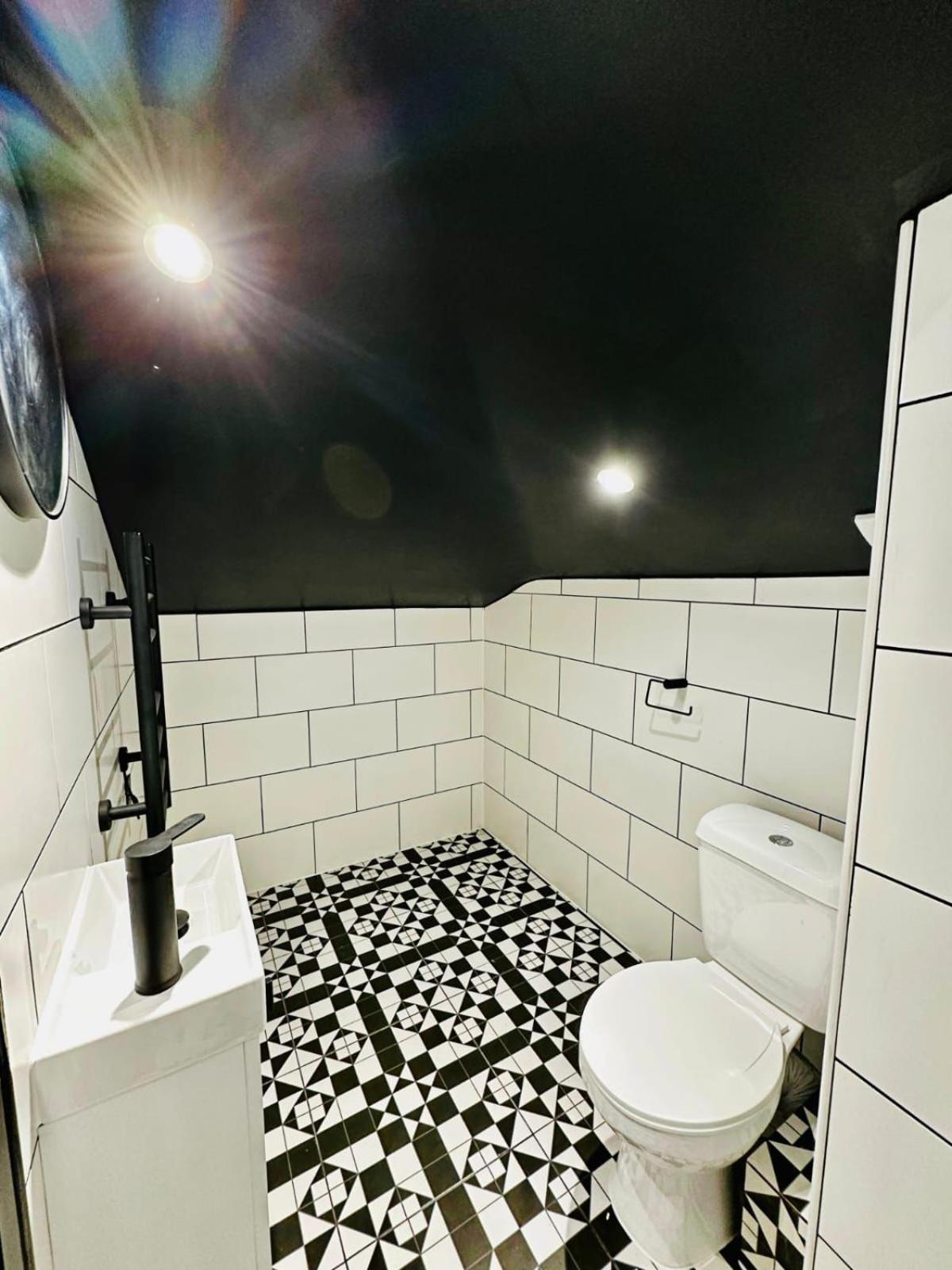London 39 Blue House Luxury Ensuite Ideal For Tourists Buitenkant foto