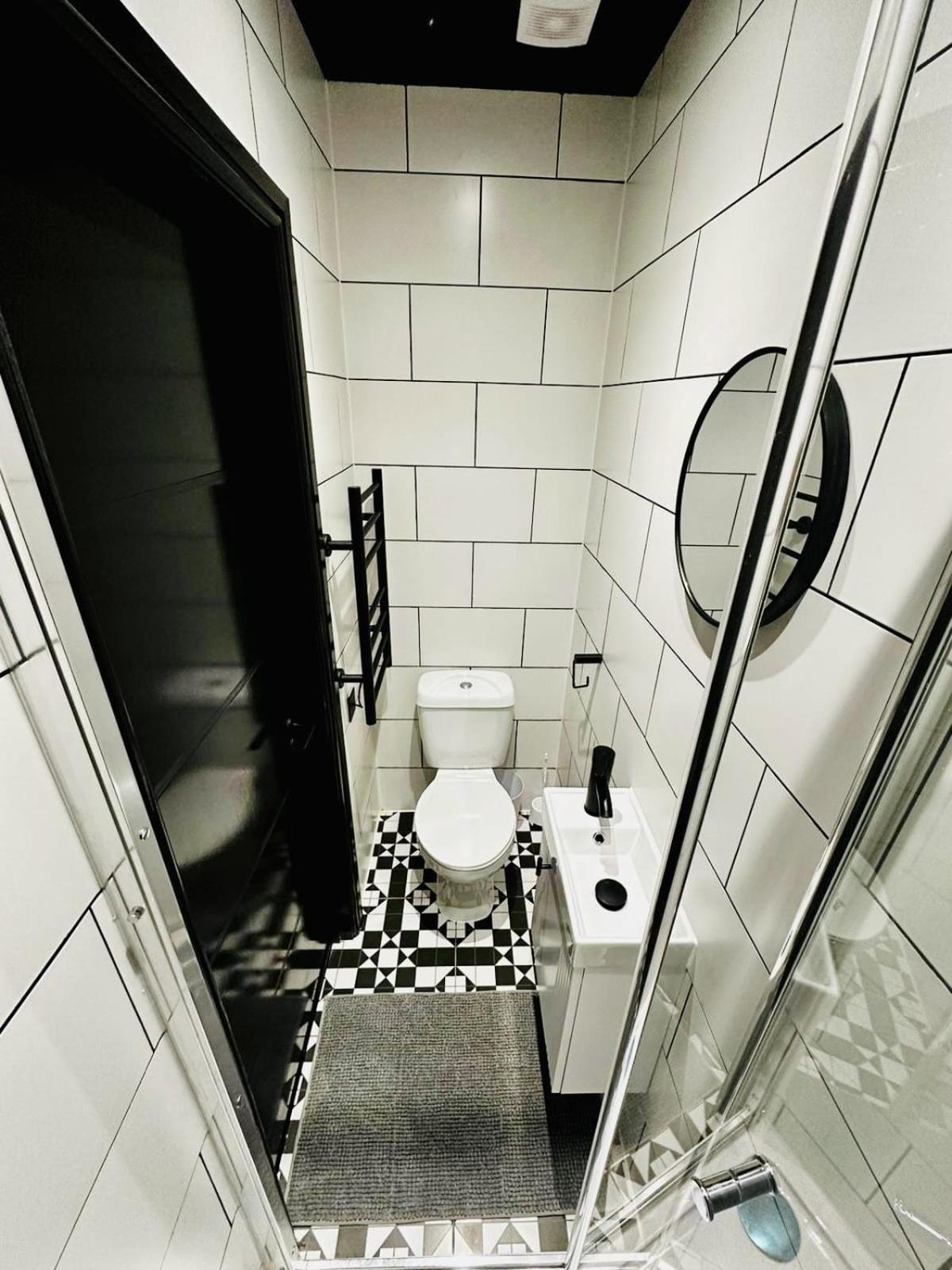 London 39 Blue House Luxury Ensuite Ideal For Tourists Buitenkant foto