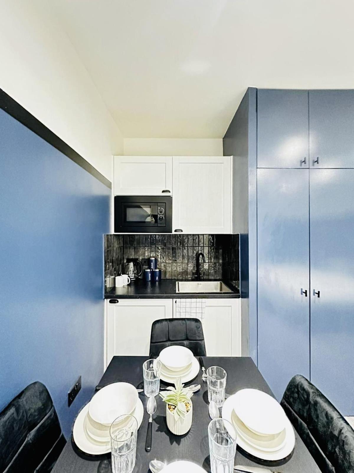 London 39 Blue House Luxury Ensuite Ideal For Tourists Buitenkant foto